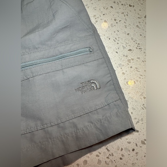 THE NORTH FACE WOMEN’S XS NYLON CARGO OUTDOORS CASUAL HIKING SHORTS KHAKI GREY - Picture 3 of 13